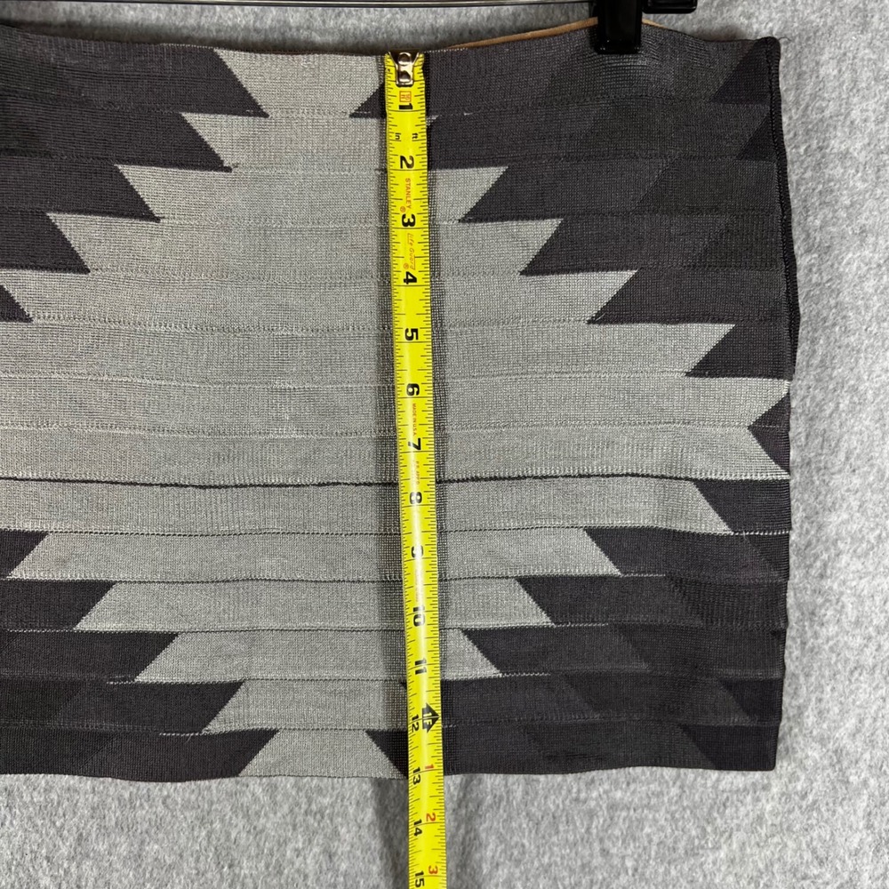 Haute Hippie Bandage Mini Skirt Womens L Grey Silver Geometric Micro heavy Aztec - Picture 2 of 8